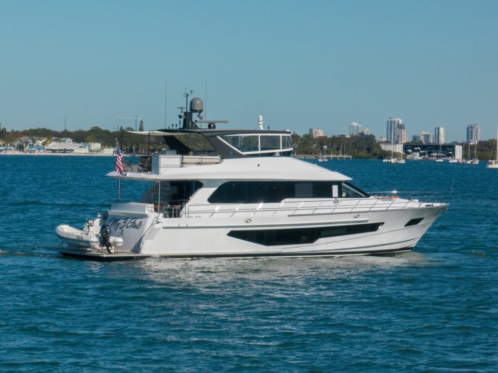 Used Cheoy Lee yachts for sale, CLB72 motor yacht running profile